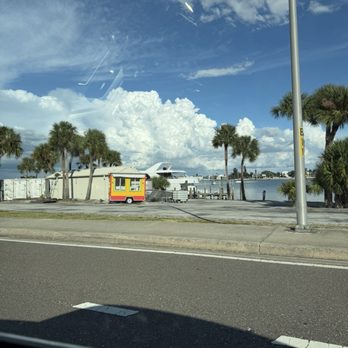 St Pete Beach - Beach town - Beaches Near Me - St Pete Beach, Florida St Pete Beach - Beach town - Beaches Near Me - St Pete Beach, Florida