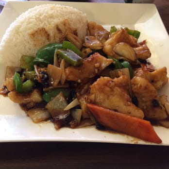 Lucky House Restaurant - Chinese Near Me - Brisbane, California
