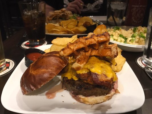 Kuma's Corner West Loop by null