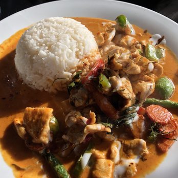 Chada Thai Fine Cuisine - Sautéed Pa-Nang Curry -- Chicken - Thai Near Me - Coquitlam, British Columbia Chada Thai Fine Cuisine - Sautéed Pa-Nang Curry -- Chicken - Thai Near Me - Coquitlam, British Columbia