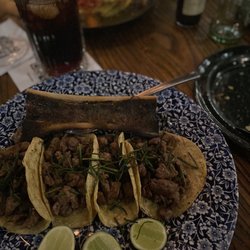 Dos Aguas - Bone marrow tacos