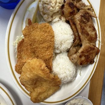 Kaua’i Diner - Seafood bbq combo - Breakfast & Brunch Near Me - Lihue, Hawaii