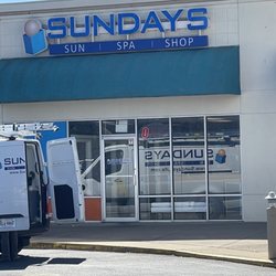 Sundays Sun Spa Wellness - Outside signage