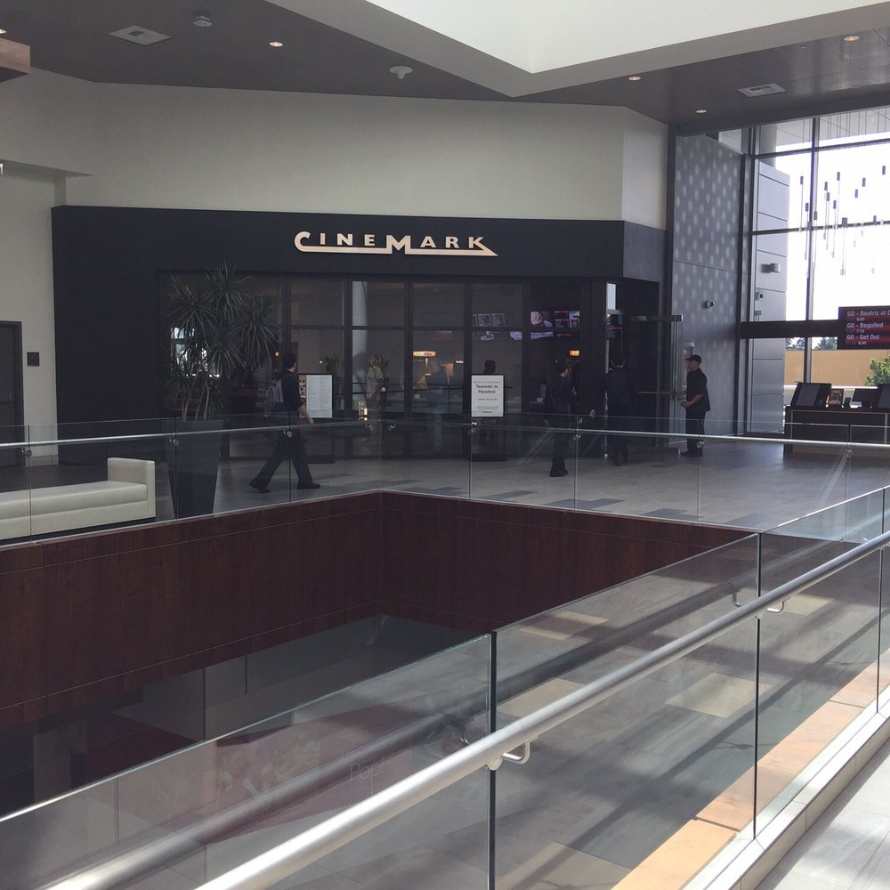 Reserve Kitchen & Bar - Bellevue Lincoln Square - Front of Theatre - Cinema Near Me - Bellevue, Washington Reserve Kitchen & Bar - Bellevue Lincoln Square - Front of Theatre - Cinema Near Me - Bellevue, Washington