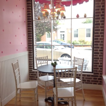 Little Miss Cupcape - Cupcakes Near Me - Hyannis, Massachusetts Little Miss Cupcape - Cupcakes Near Me - Hyannis, Massachusetts