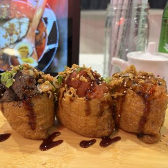 Karai Hand Roll Bar - Bulgogi, spicy tuna, spicy salmon - Sushi Bars Near Me - Whittier, California Karai Hand Roll Bar - Bulgogi, spicy tuna, spicy salmon - Sushi Bars Near Me - Whittier, California