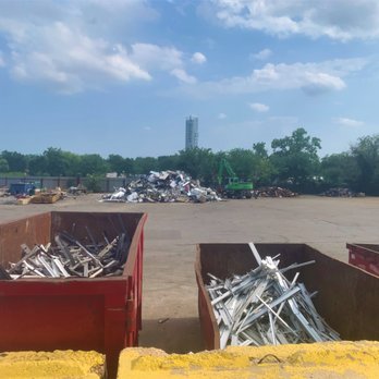 Cyclone Recycling - Wide shot of the yard and aluminum bins - Recycling Center Near Me - Dallas, Texas Cyclone Recycling - Wide shot of the yard and aluminum bins - Recycling Center Near Me - Dallas, Texas