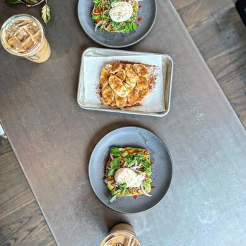 Undercurrent Coffee - @rondaexplores - Coffee & Tea Near Me - Charlotte, North Carolina Undercurrent Coffee - @rondaexplores - Coffee & Tea Near Me - Charlotte, North Carolina