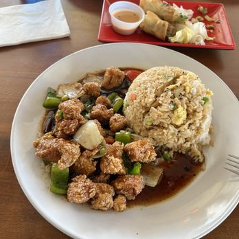 Fan Tang - General Tang's - Chinese Near Me - Albuquerque, New Mexico