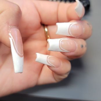 Diamond Nails - Clumpy nails - Nail Salons Near Me - Palm Desert, California Diamond Nails - Clumpy nails - Nail Salons Near Me - Palm Desert, California