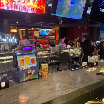 Dave & Buster's Buffalo - Walden Galleria - Yep. This is too many patron to even acknowledge an order. - Sports Bars Near Me - Buffalo, New York Dave & Buster's Buffalo - Walden Galleria - Yep. This is too many patron to even acknowledge an order. - Sports Bars Near Me - Buffalo, New York