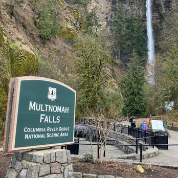 Multnomah Falls - Hiking Near Me - Bridal Veil, Oregon Multnomah Falls - Hiking Near Me - Bridal Veil, Oregon