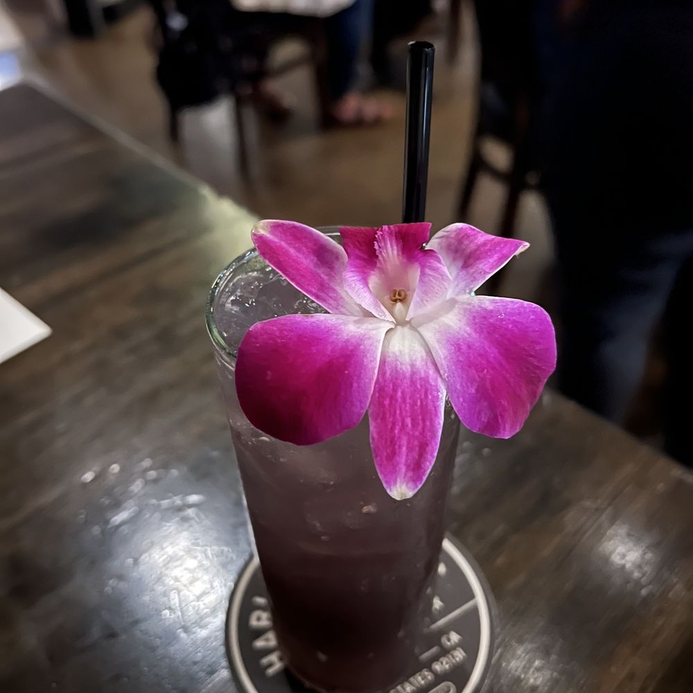 Bosscat Kitchen & Libations - The Good Life - Bars Near Me - Orange, California Bosscat Kitchen & Libations - The Good Life - Bars Near Me - Orange, California