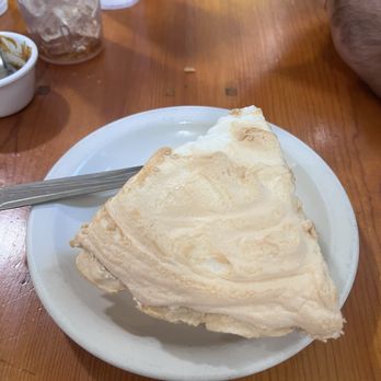 Bevers Kitchen & Gifts - Keylime pie - American Near Me - Chappell Hill, Texas Bevers Kitchen & Gifts - Keylime pie - American Near Me - Chappell Hill, Texas