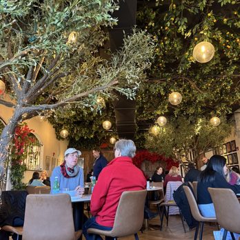 Sorelle - Dining room - Cafes Near Me - Long Grove, Illinois