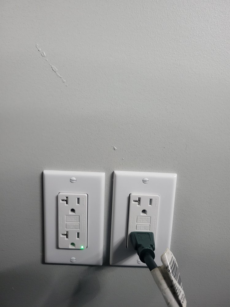 Slide of Gio's Handyman Services