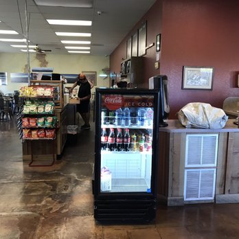 Dill's Deli & Bbq - Delis Near Me - Redding, California