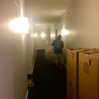 Metropolitan Moving & Storage - Moving the lovesac down the hallway! (Part 2) - Movers Near Me - Laurel, Maryland