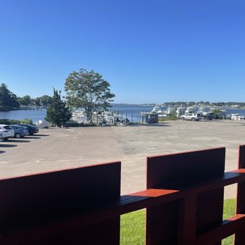 Kitchen Little - Marina view - Breakfast & Brunch Near Me - Mystic, Connecticut Kitchen Little - Marina view - Breakfast & Brunch Near Me - Mystic, Connecticut