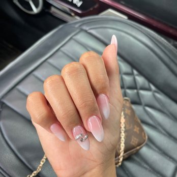 Eagle Nails Salon - Nail Salons Near Me - Kaneohe, Hawaii