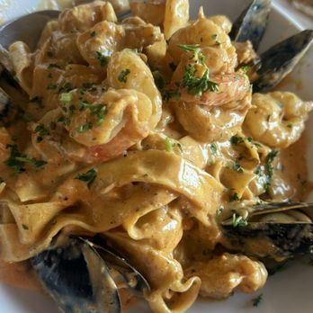Farotto's - Seafood pasta - Caterers Near Me - Saint Louis, Missouri Farotto's - Seafood pasta - Caterers Near Me - Saint Louis, Missouri