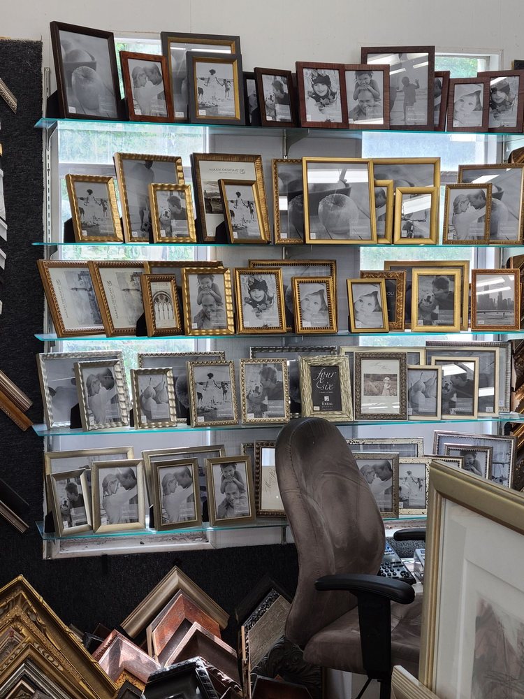 VILLAGE FRAMERS Updated August 2024 19 Photos 2847 Culver Rd