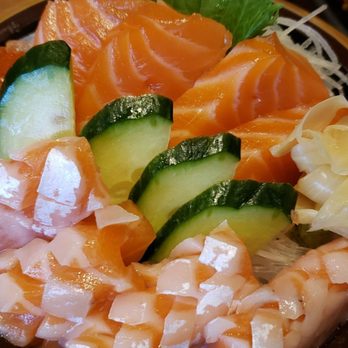 Fuji Sushi - Salmon chirashi bowl - Sushi Bars Near Me - Seattle, Washington Fuji Sushi - Salmon chirashi bowl - Sushi Bars Near Me - Seattle, Washington