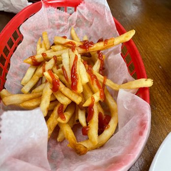 Frida’s Tacolandia - Small portion of fries and very dry - Mexican Near Me - Dallas, Texas Frida’s Tacolandia - Small portion of fries and very dry - Mexican Near Me - Dallas, Texas