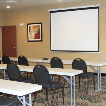 Cobblestone Hotel & Suites - Devils Lake - Hotels Near Me - Devils Lake, North Dakota