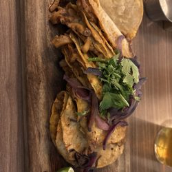 Calabacitas Tiernas Bistro - Tacos de barbacoa (setas) - orden completo (5 piezas)