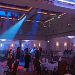 Europe Catering - Large discotheque area at the center of the venue