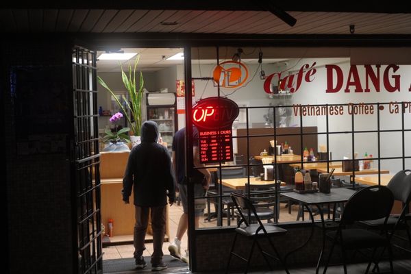 Cafe Dang Anh by null