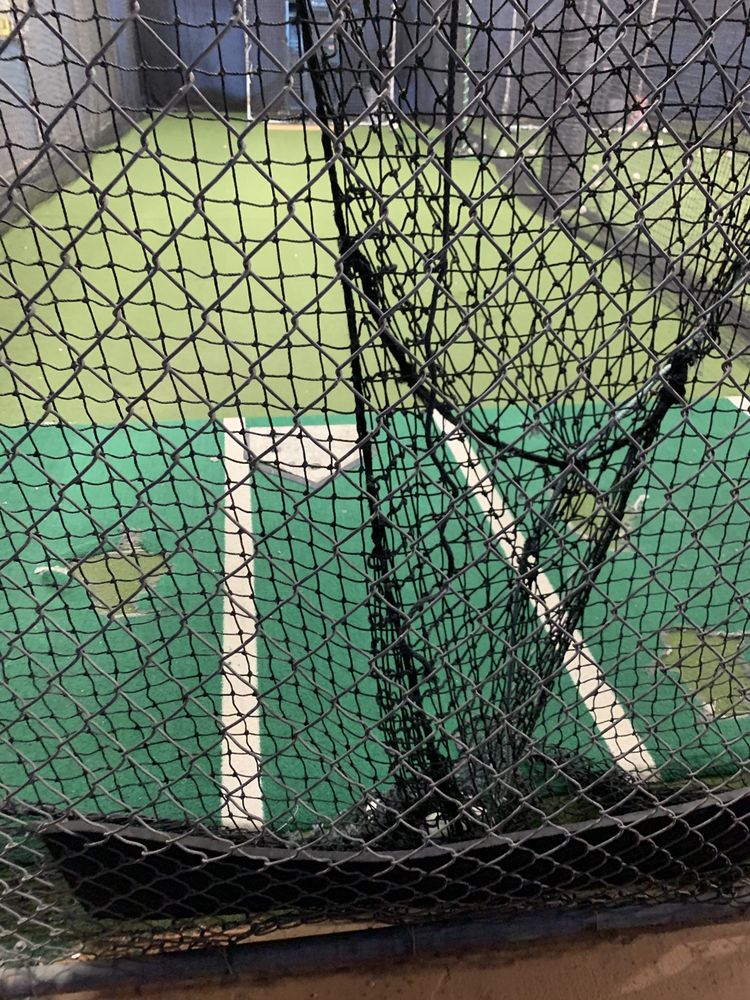 HITTING ZONE INDOOR BATTING CAGES 18 Photos & 35 Reviews 1020 S