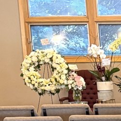 Fancies Flowers & Gifts - Flower wreath