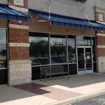 Stout's Pizza - Entrance - Pizza Near Me - San Antonio, Texas