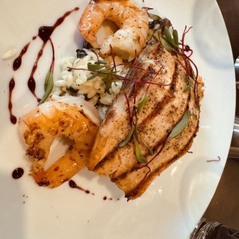 Green Line Kitchen And Cocktails - Salmon with risotto and shrimp - Wine Bars Near Me - Fort Thomas, Kentucky Green Line Kitchen And Cocktails - Salmon with risotto and shrimp - Wine Bars Near Me - Fort Thomas, Kentucky