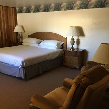 Main Street Inn - Main Street Inn Room - Hotels Near Me - Yerington, Nevada Main Street Inn - Main Street Inn Room - Hotels Near Me - Yerington, Nevada