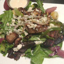 The Hollander On Main - The red wine. Pears in this Steak Tip salad were a delightful surprise. Priced right.