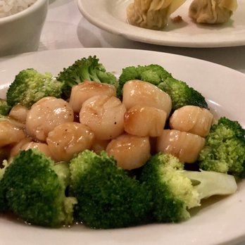 Pad Thai Restaurant - Scallops & broccoli - Thai Near Me - New Haven, Connecticut Pad Thai Restaurant - Scallops & broccoli - Thai Near Me - New Haven, Connecticut