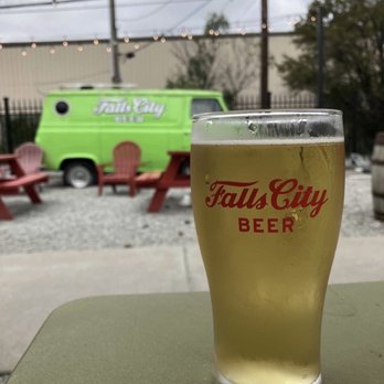 Falls City Brewing - Villey Beer - Breweries Near Me - Louisville, Kentucky Falls City Brewing - Villey Beer - Breweries Near Me - Louisville, Kentucky