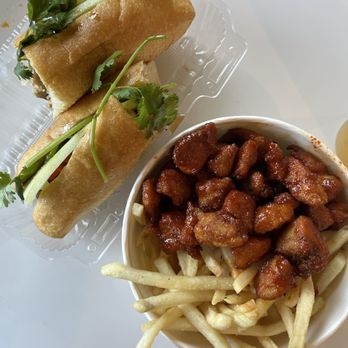 Highlands Boba Cafe - Spicy popcorn chicken with fries and banh mi - Cafes Near Me - Fresno, California Highlands Boba Cafe - Spicy popcorn chicken with fries and banh mi - Cafes Near Me - Fresno, California