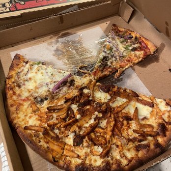 Brooklyn Joe's - Half works half Buffalo chicken. Husband said Buffalo was good but too much for a pizza. The works was incredible - Pizza Near Me - Stuart, Florida Brooklyn Joe's - Half works half Buffalo chicken. Husband said Buffalo was good but too much for a pizza. The works was incredible - Pizza Near Me - Stuart, Florida