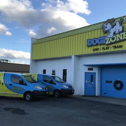 Exterior outside entrance of DogiZone - Rockville, Maryland Exterior outside entrance of DogiZone - Rockville, Maryland