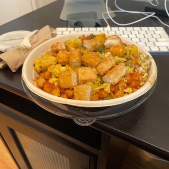 Veggie Grill by Next Level - masala curry bowl w/ crispy  chicken - Vegan Near Me - Burbank, California