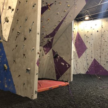Dyno-Rock Climbing Center - Rock Climbing Near Me - Arlington, Texas Dyno-Rock Climbing Center - Rock Climbing Near Me - Arlington, Texas