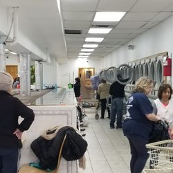 Laundromat Center
