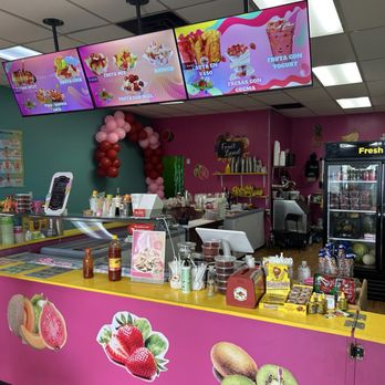 Fruit Land - ordering area - Ice Cream & Frozen Yogurt Near Me - Florence, Kentucky