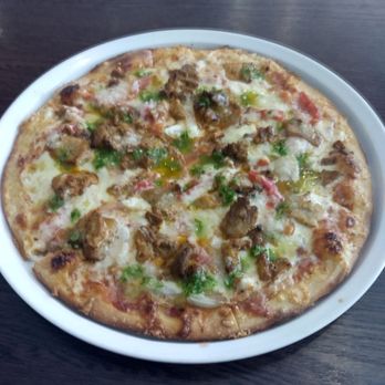 Worldpizza - Gyros Pizza: Gyros, Zwiebeln, Paprika / Gyros Pizza: Gyros, onions, peppers - Italian Near Me - Dusseldorf, NW Worldpizza - Gyros Pizza: Gyros, Zwiebeln, Paprika / Gyros Pizza: Gyros, onions, peppers - Italian Near Me - Dusseldorf, NW