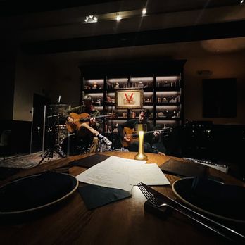 Verse - Vibes, live music! - Seafood Near Me - Toluca Lake, California Verse - Vibes, live music! - Seafood Near Me - Toluca Lake, California