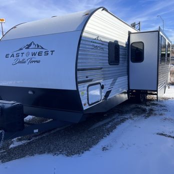 Pkb Rv's - East to West Della Terra 271BH - RV Dealers Near Me - Parkersburg, West Virginia Pkb Rv's - East to West Della Terra 271BH - RV Dealers Near Me - Parkersburg, West Virginia